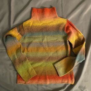 FREE PEOPLE ombré sweater size L but runs small